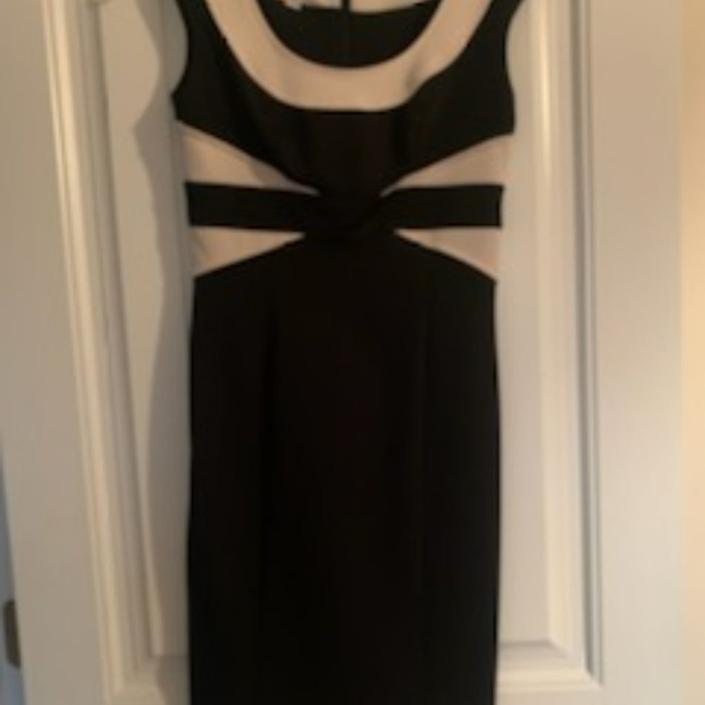 Black and white sleeveless dress - size 4